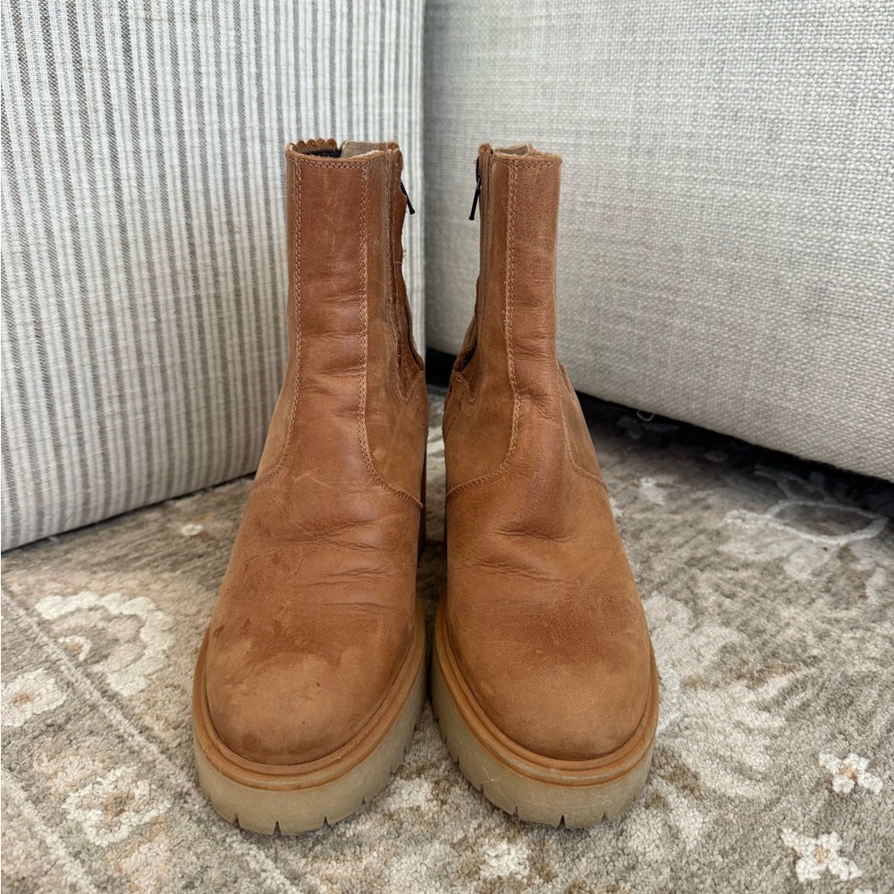 James Chelsea Boot - Picture 2 of 6